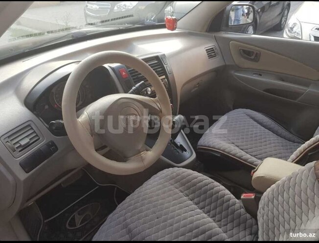 Hyundai Tucson 2011, 1,400 km - 0.5 l - Şəki