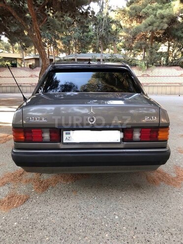 Mercedes 190 1992, 213,542 km - 2.0 l - Bakı