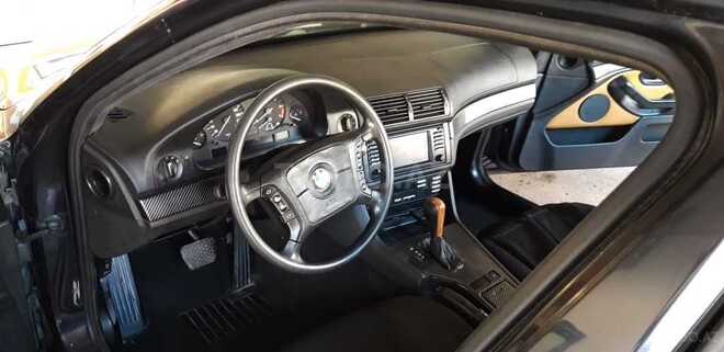 BMW 528 2000, 170,000 km - 2.8 l - Bakı