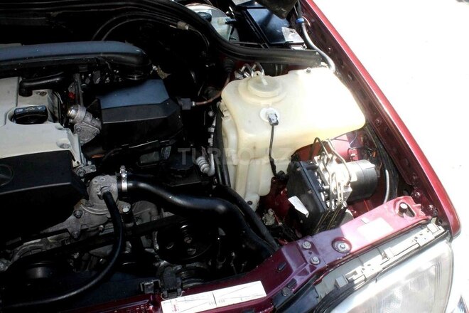 Mercedes C 180 1997, 276,011 km - 1.8 l - Bakı
