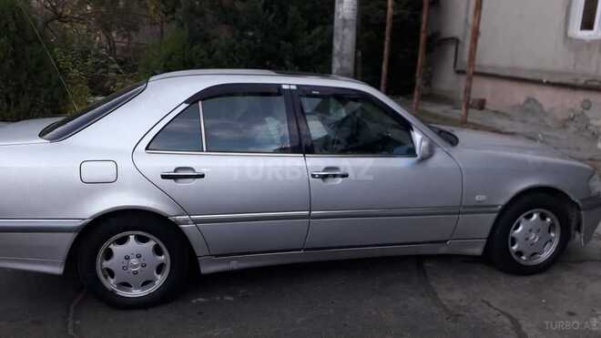 Mercedes C 230 1996, 255,000 km - 2.3 l - Sumqayıt