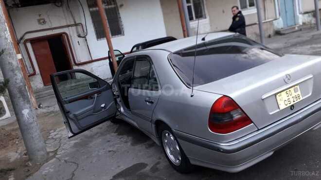 Mercedes C 230 1996, 255,000 km - 2.3 l - Sumqayıt