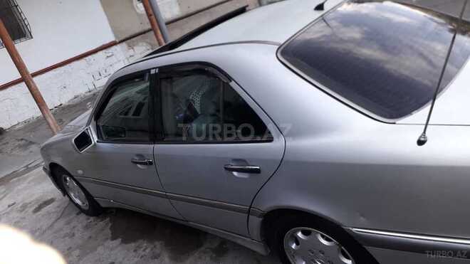 Mercedes C 230 1996, 255,000 km - 2.3 l - Sumqayıt