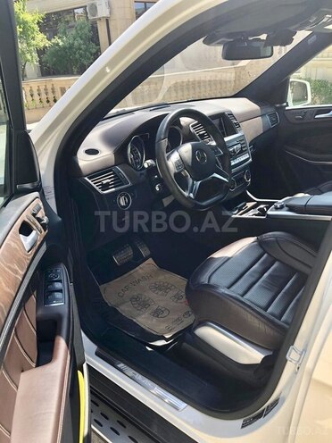 Mercedes GL 63 AMG 2013, 32,000 km - 5.5 л - Sumqayıt