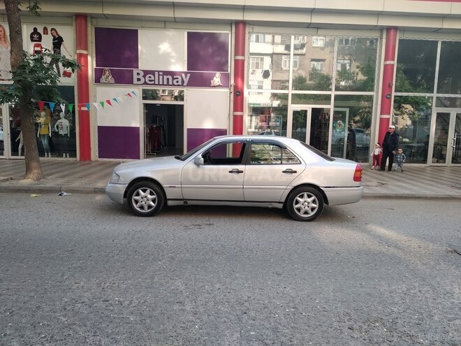 Mercedes C 180 1995, 498,219 km - 1.8 l - Bakı