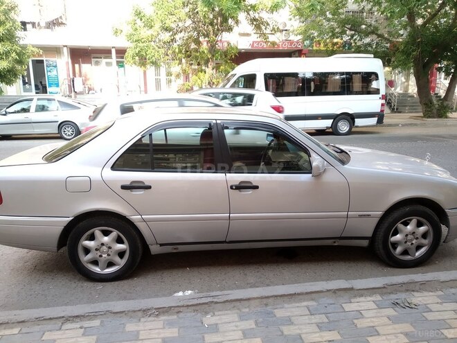 Mercedes C 180 1995, 498,219 km - 1.8 l - Bakı