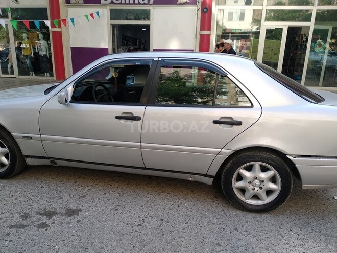Mercedes C 180 1995, 498,219 km - 1.8 l - Bakı