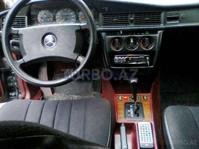 Mercedes 190 1999, 292,500 km - 2.1 l - Bakı