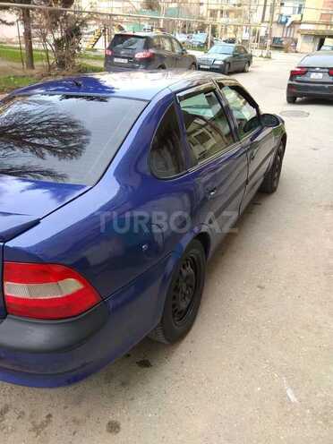 Opel Vectra 1996, 327,000 km - 1.8 l - Bakı