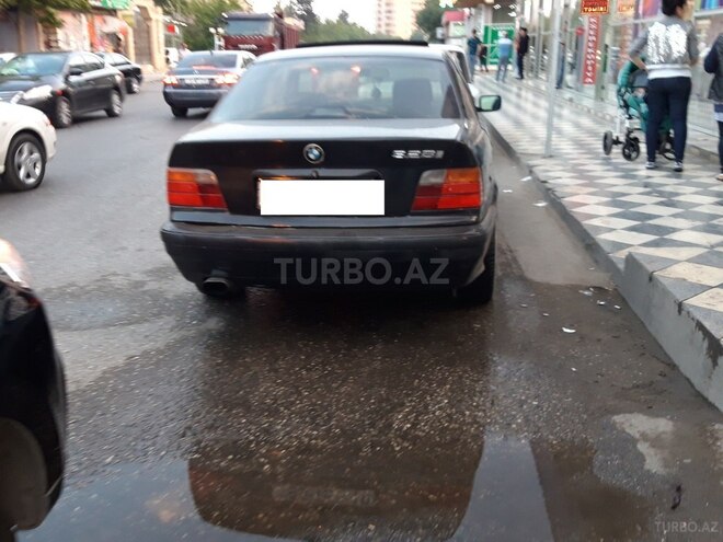 BMW 320 1991, 190,000 km - 2.0 l - Bakı