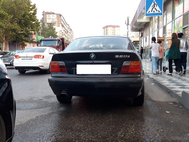 BMW 320 1991, 190,000 km - 2.0 l - Bakı