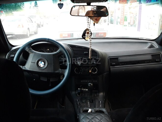 BMW 320 1991, 190,000 km - 2.0 l - Bakı