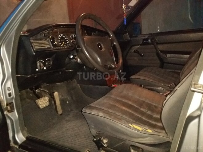 Mercedes 190 1992, 410,000 km - 2.0 l - Bakı
