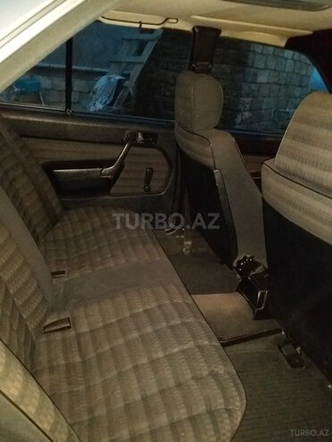 Mercedes 190 1992, 410,000 km - 2.0 l - Bakı