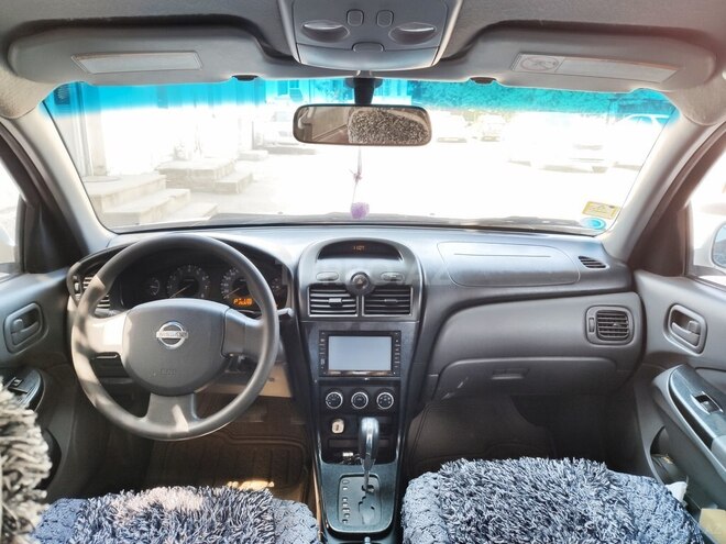 Nissan Sunny 2008, 235,000 km - 1.6 л - Gəncə