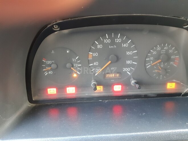 Mercedes Vito 1997, 356,810 km - 2.3 l - Saatlı