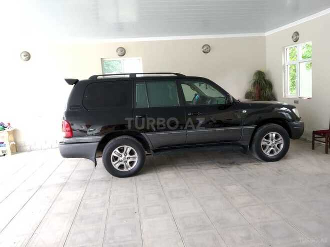 Lexus LX 470 2004, 356,000 km - 4.7 l - Tovuz