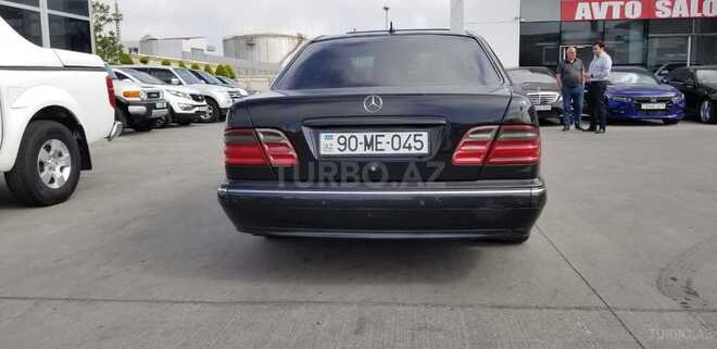 Mercedes E 320 2000, 490,000 km - 3.2 l - Bakı