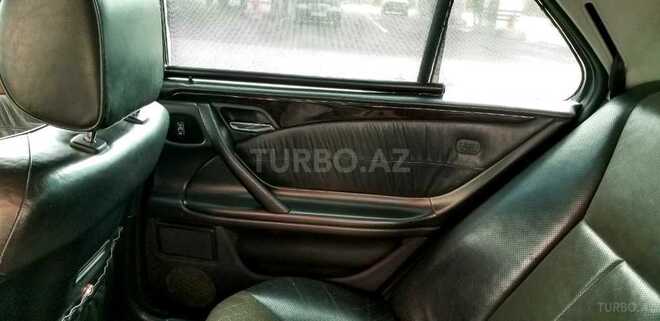 Mercedes E 320 2000, 490,000 km - 3.2 l - Bakı