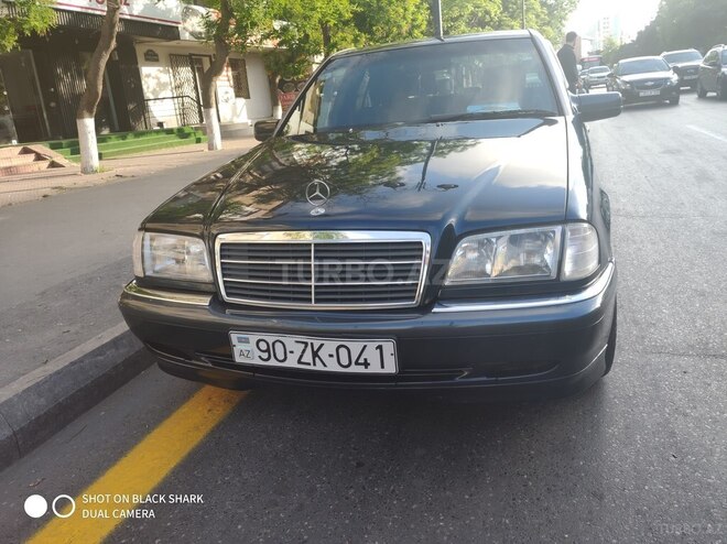 Mercedes C 200 1999, 322,041 km - 2.0 l - Bakı