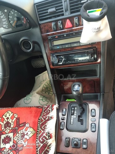 Mercedes C 200 1999, 322,041 km - 2.0 l - Bakı