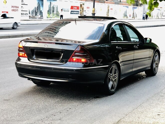 Mercedes C 220 2001, 300,000 km - 2.2 l - Bakı