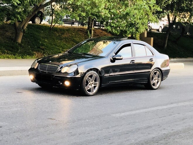 Mercedes C 220 2001, 300,000 km - 2.2 l - Bakı