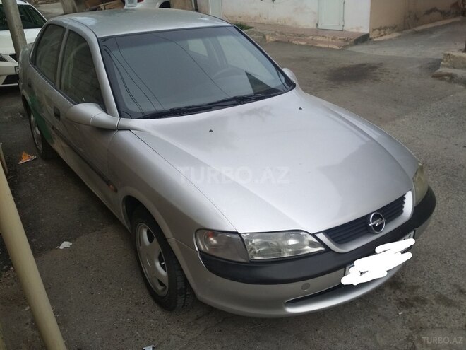 Opel Vectra 1997, 390,000 km - 1.8 l - Bakı