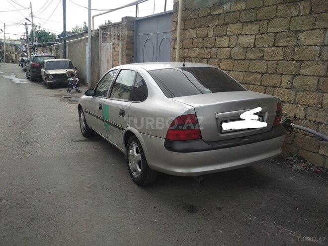 Opel Vectra 1997, 390,000 km - 1.8 l - Bakı