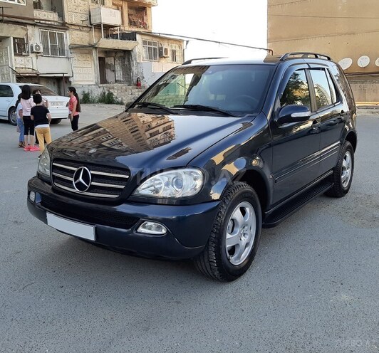 Mercedes ML 270 2003, 281,000 km - 2.7 l - Bakı