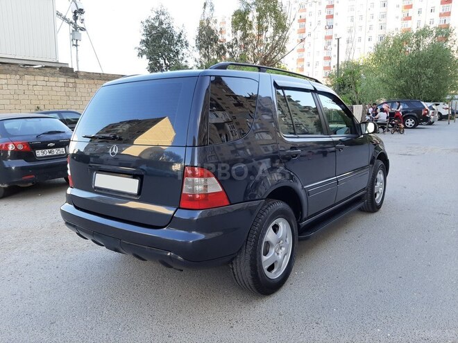 Mercedes ML 270 2003, 281,000 km - 2.7 l - Bakı