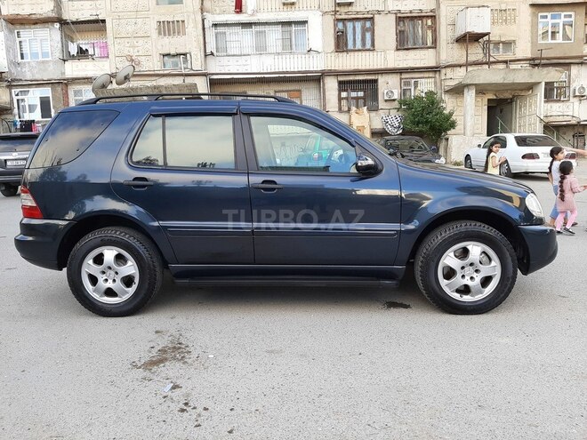 Mercedes ML 270 2003, 281,000 km - 2.7 l - Bakı