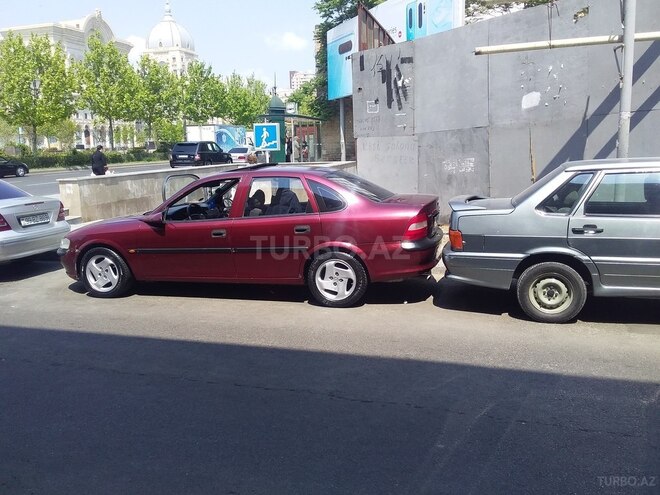 Opel Vectra 1996, 362,000 km - 1.6 l - Bakı