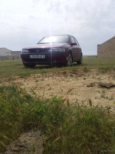 Opel Vectra 1996, 362,000 km - 1.6 l - Bakı