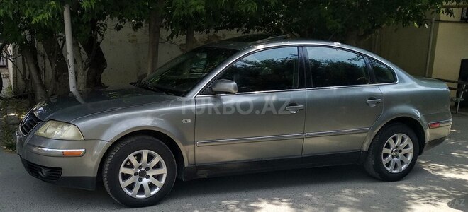 Volkswagen Passat 2002, 270,000 km - 1.8 л - Bakı