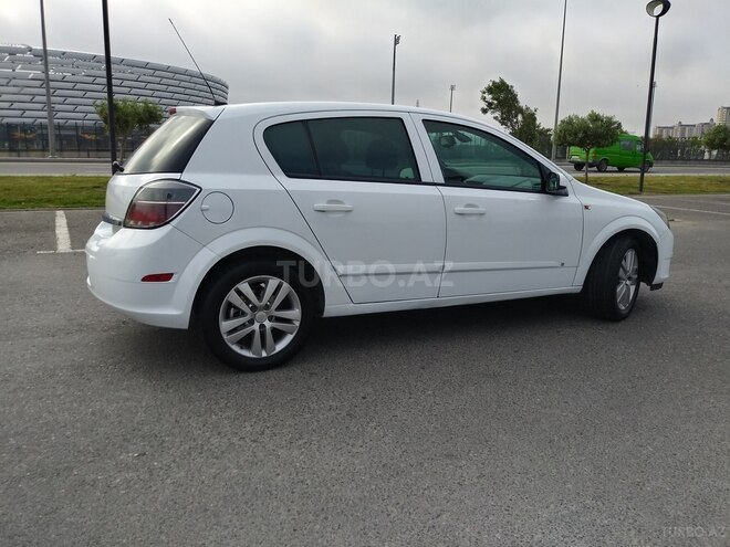 Opel Astra 2008, 169,000 km - 1.8 л - Bakı
