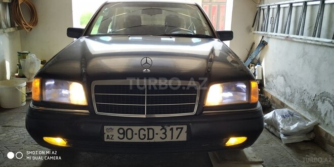 Mercedes C 220 1995, 386,498 km - 2.0 л - Bakı