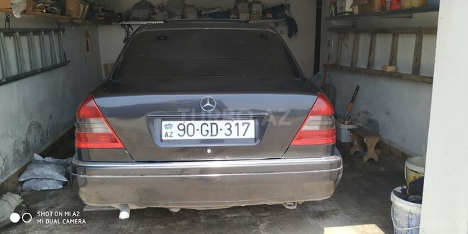 Mercedes C 220 1995, 386,498 km - 2.0 л - Bakı