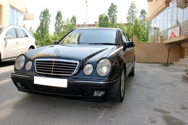 Mercedes E 240 2001, 290,000 km - 2.4 л - Bakı