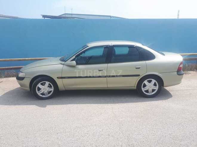 Opel Vectra 1996, 150,000 km - 2.0 l - Bakı