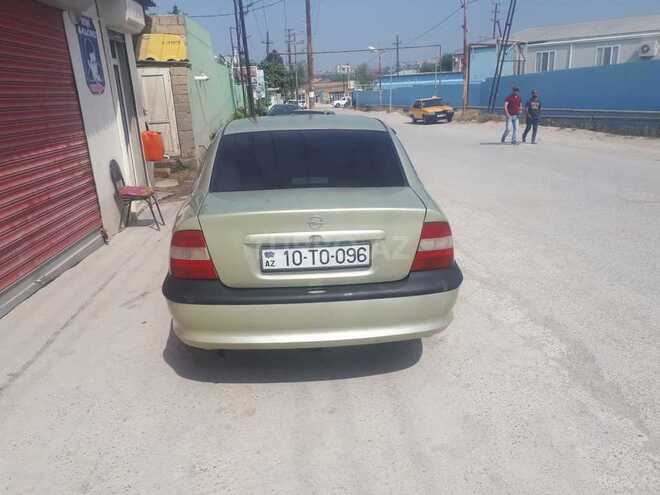 Opel Vectra 1996, 150,000 km - 2.0 l - Bakı