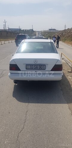Mercedes E 300 1992, 4,200,000 km - 3.0 л - Bakı
