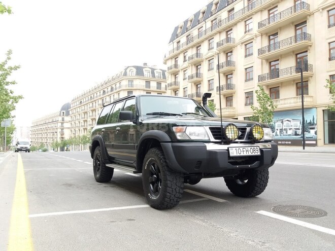 Nissan Patrol 1999, 240,000 km - 4.5 l - Bakı