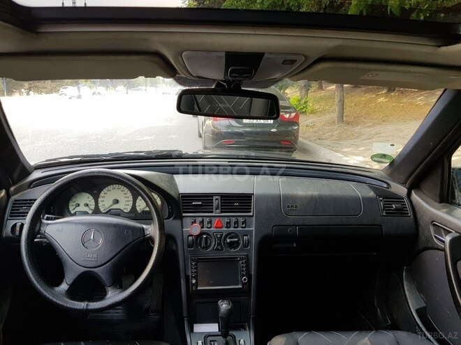 Mercedes C 200 2000, 365,000 km - 2.0 л - Bakı