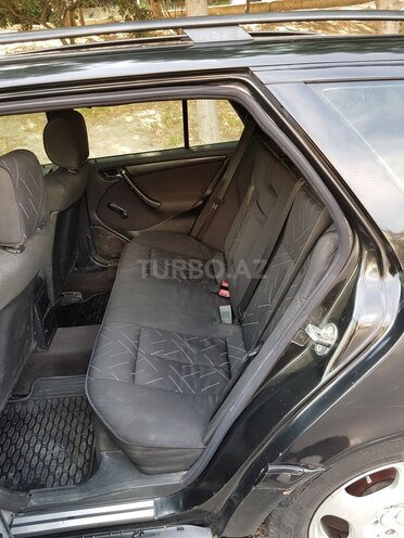 Mercedes C 200 2000, 365,000 km - 2.0 л - Bakı