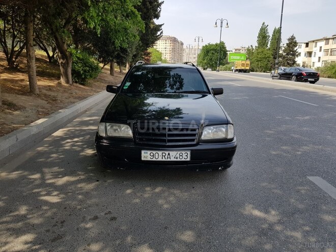 Mercedes C 200 2000, 365,000 km - 2.0 л - Bakı