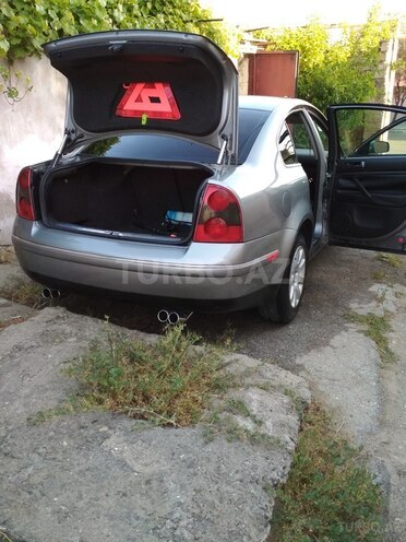 Volkswagen Passat 2002, 200 km - 1.8 l - Bakı