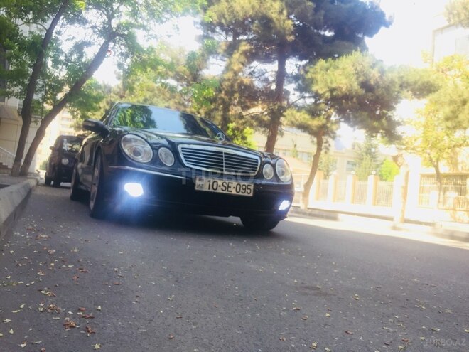 Mercedes E 320 2004, 289,000 km - 3.2 l - Bakı