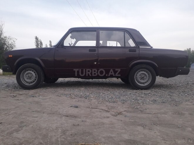 LADA (VAZ) 2107 2006, 163,700 km - 1.6 л - Salyan