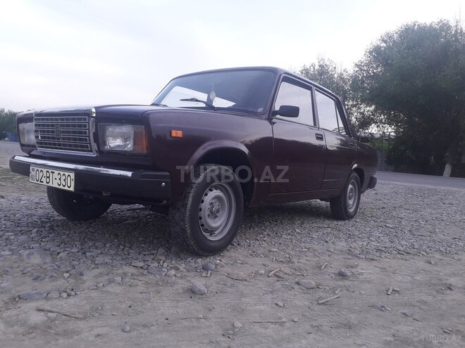 LADA (VAZ) 2107 2006, 163,700 km - 1.6 л - Salyan